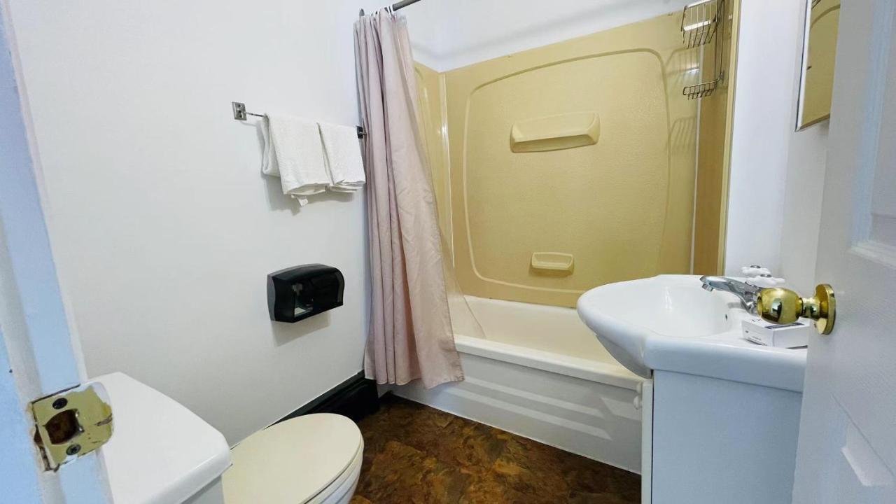 Summerside Motel &Cottages Екстер'єр фото